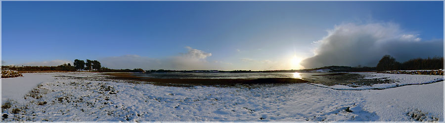 Grosses chutes de neige Loperhet ! Neige en abondance (20-25cm) sur la Bretagne pour ce dbut d'anne 2010... www.360x180.fr Selme Matthieu