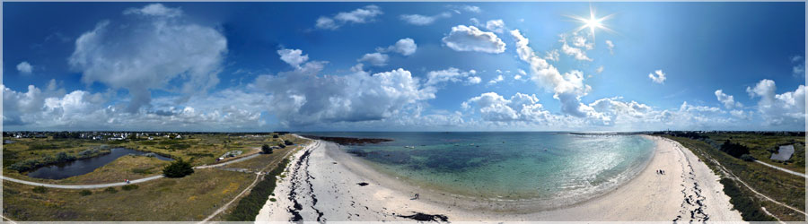 Panorama arien de la plage de Penmarch (KAP) Premire vraie tentative de panorama arien  360. Il y a deux grandes difficults : la premire, russir  assembler un panorama  360 sans que les raccords ne soient visibles. La seconde, envoyer un appareil photo en l'air, et le faire tourner, pour prendre des photos tout autour de lui...  www.360x180.fr Selme Matthieu