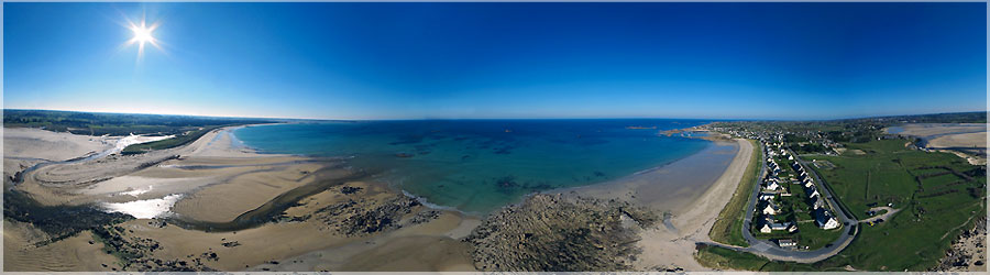 Anse de Kernic  Plouescat en cerf-volant Un vent de 11-12 noeuds, et voici l'anse de Kernic  ct de Plouescat ralise en cerf-volant !  www.360x180.fr Selme Matthieu