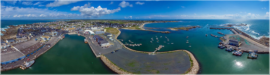 Vue arienne du port de St Gunol (KAP) Saint-Gunol est le quartier nord-ouest de la commune de Penmarc'h, en Pays Bigouden, dans le Finistre. Important port de pche, il est en 2012, dans le classement des ventes en crie des bateaux franais, le cinquime port de pche de France en tonnage, quatrime port sardinier de France. www.360x180.fr Selme Matthieu