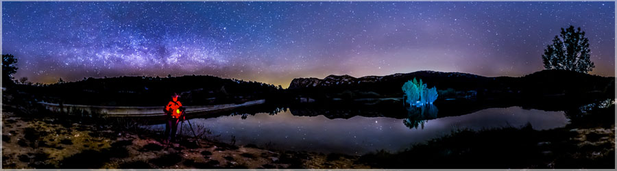 Le Pic St Loup sous la voie lacte... Rencontre Photo : Sortie nocturne www.360x180.fr Selme Matthieu