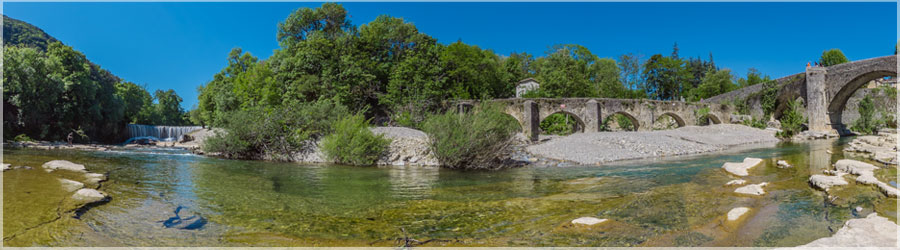 Cascade de la Vis au ras de l'eau Rencontre Photo :  www.360x180.fr Selme Matthieu