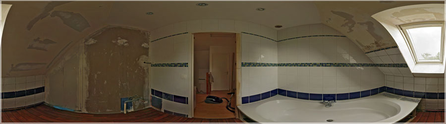Salle de Bain pendant Travaux 3/5 Suivi de chantier  : réfection d'une salle de bain (panorama 3/5) www.360x180.fr Selme Matthieu