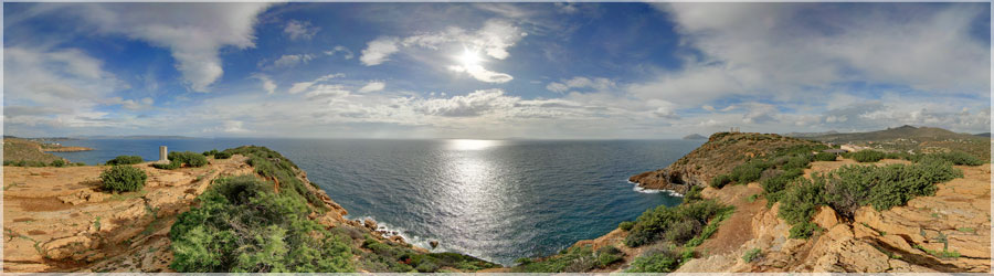 Pointe de Sounion Le cap Sounion est situ 45 kilomtres au sud-est d'Athnes, dans l'Attique. Il est surtout renomm pour les ruines d'un temple ddi Posidon. Il est class parmi les parcs nationaux de Grce. www.360x180.fr Selme Matthieu