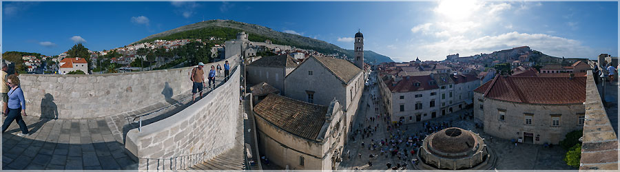Dubrovnik : accès ouest des remparts Commentaire en cours de rédaction ! www.360x180.fr Selme Matthieu