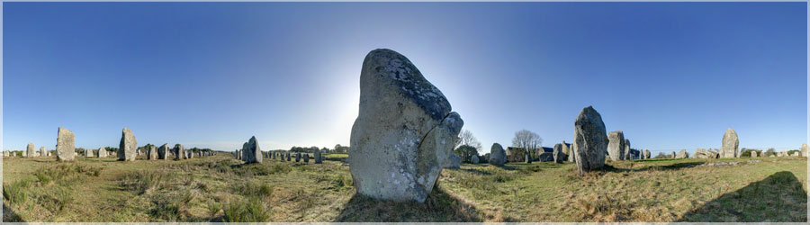 Alignement de menhirs du Menec, Carnac Alignement de menhirs du Menec, Jardin des Gaulois Astrix et Oblix...  www.360x180.fr Selme Matthieu