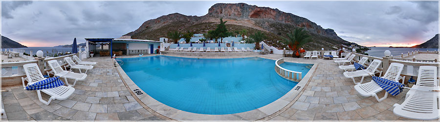 Coucher de soleil sur l'le de Telendos Venez profiter de la piscine, avec le coucher de soleil sur l'le de Telendos www.360x180.fr Selme Matthieu