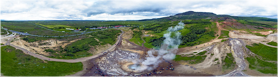 Vue aérienne du geyser et de la zone géothermique de Geysir Vue aérienne du geyser et de la zone géothermique de Geysir www.360x180.fr Selme Matthieu