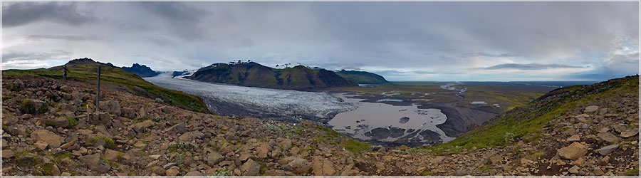 Skaftafell : vue sur le glacier Sjonarnipa Skaftafell : vue sur le glacier Sjonarnipa www.360x180.fr Selme Matthieu